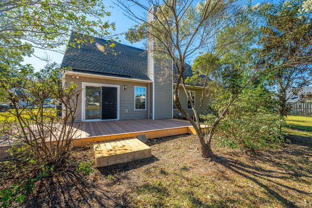 444 Jamestown Drive, Summerville, SC 29486