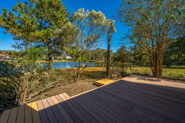 444 Jamestown Drive, Summerville, SC 29486