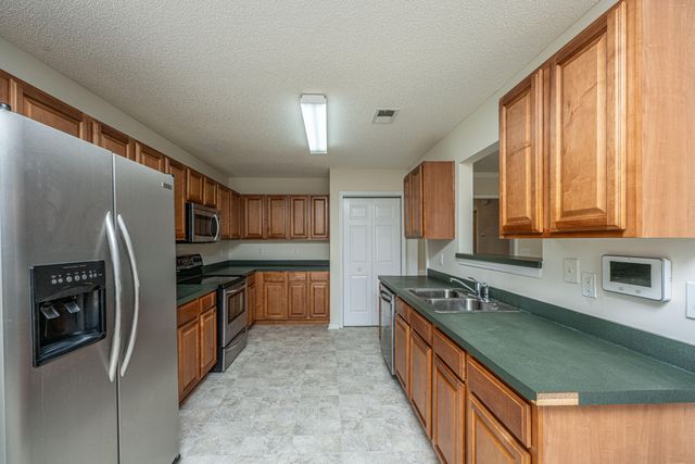 444 Jamestown Drive, Summerville, SC 29486