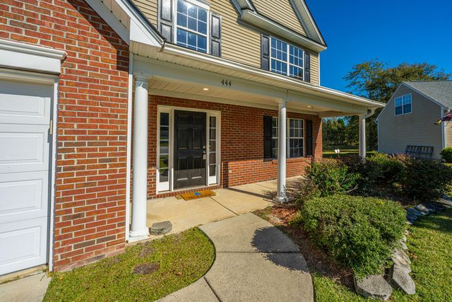 444 Jamestown Drive, Summerville, SC 29486