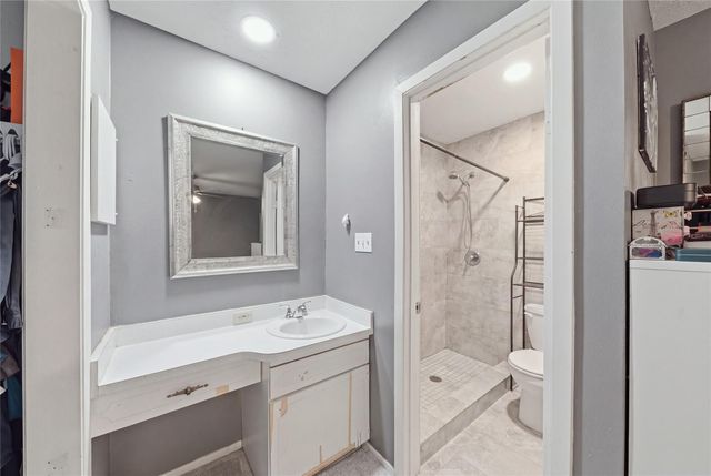 5915 Black Maple Lane, Houston, TX 77088