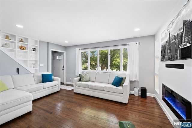 90 Doherty Drive, Clifton, NJ 07013