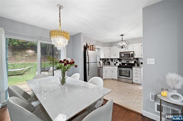 90 Doherty Drive, Clifton, NJ 07013