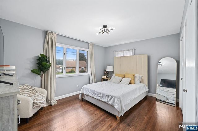 90 Doherty Drive, Clifton, NJ 07013