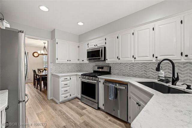 4107 Mudtown Road, Lavaca, AR 72941