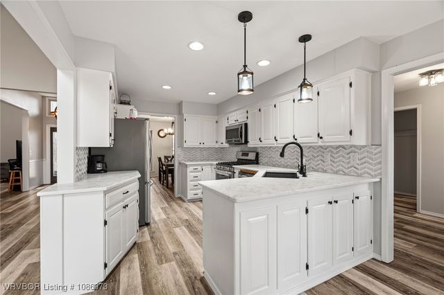 4107 Mudtown Road, Lavaca, AR 72941