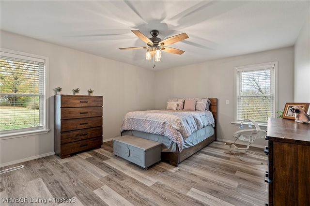 4107 Mudtown Road, Lavaca, AR 72941