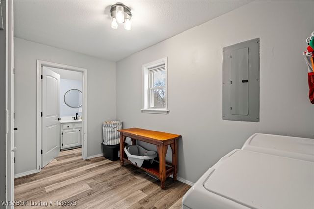 4107 Mudtown Road, Lavaca, AR 72941