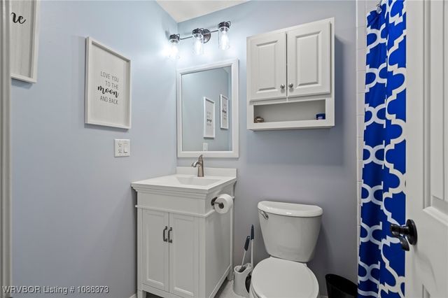 4107 Mudtown Road, Lavaca, AR 72941