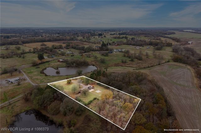 4107 Mudtown Road, Lavaca, AR 72941