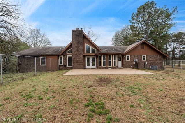 4107 Mudtown Road, Lavaca, AR 72941