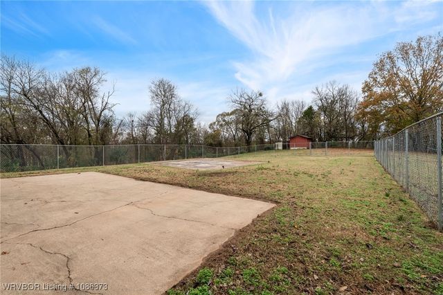 4107 Mudtown Road, Lavaca, AR 72941