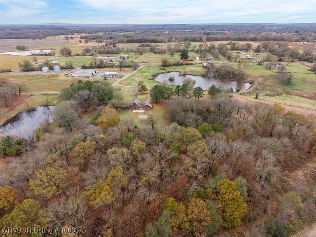 4107 Mudtown Road, Lavaca, AR 72941