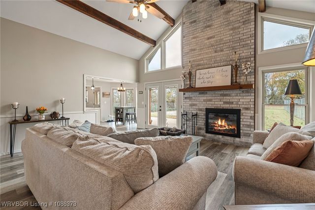 4107 Mudtown Road, Lavaca, AR 72941