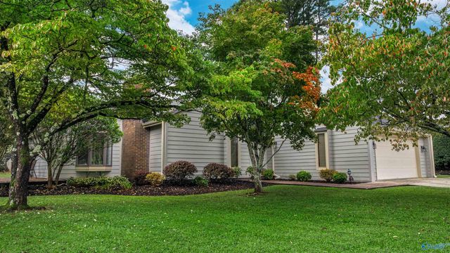 300 Crystal Lake Drive NE, Fort Payne, AL 35967