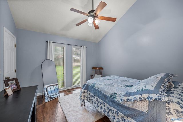 300 Crystal Lake Drive NE, Fort Payne, AL 35967