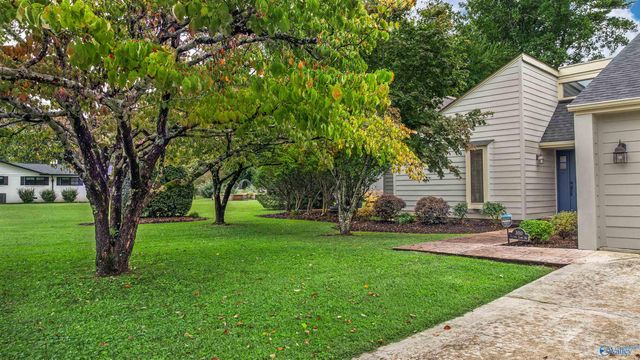 300 Crystal Lake Drive NE, Fort Payne, AL 35967