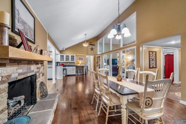 300 Crystal Lake Drive NE, Fort Payne, AL 35967