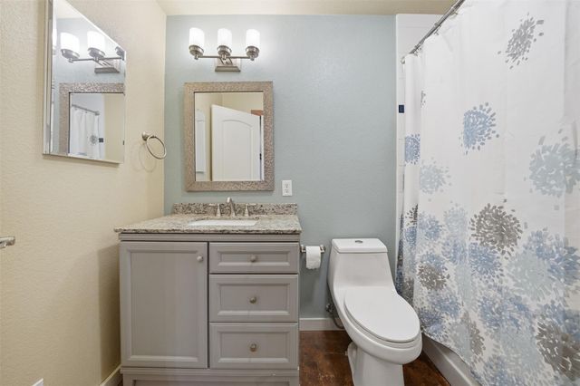 169 Ann Powell RD, Smithville, TX 78957