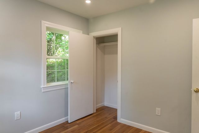 177 Hartford Ave E, Uxbridge, MA 01569