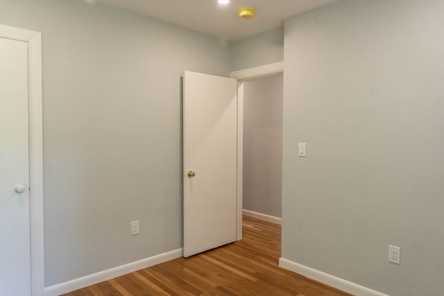 177 Hartford Ave E, Uxbridge, MA 01569