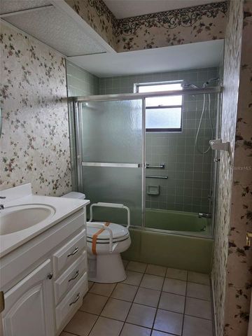 1211 CAPRI ISLES BOULEVARD 5, Venice, FL 34292