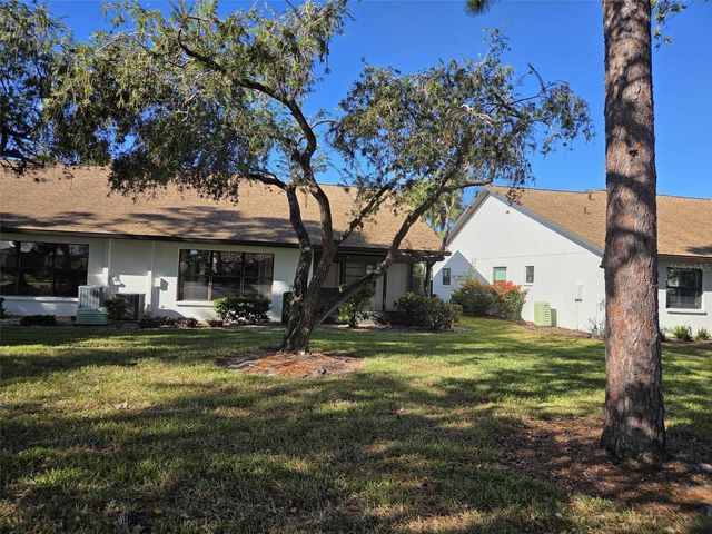 1211 CAPRI ISLES BOULEVARD 5, Venice, FL 34292