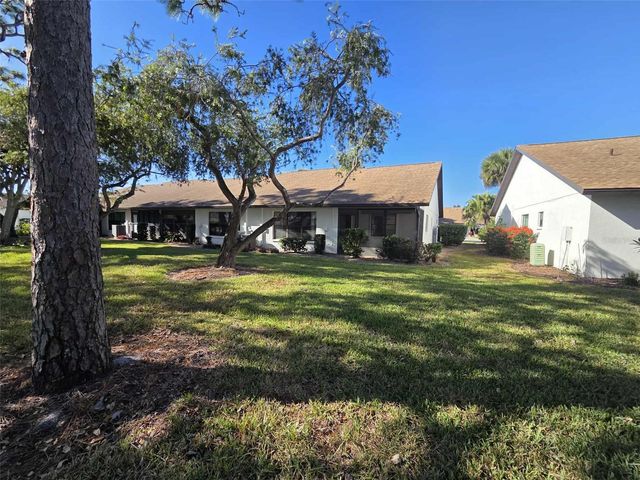 1211 CAPRI ISLES BOULEVARD 5, Venice, FL 34292