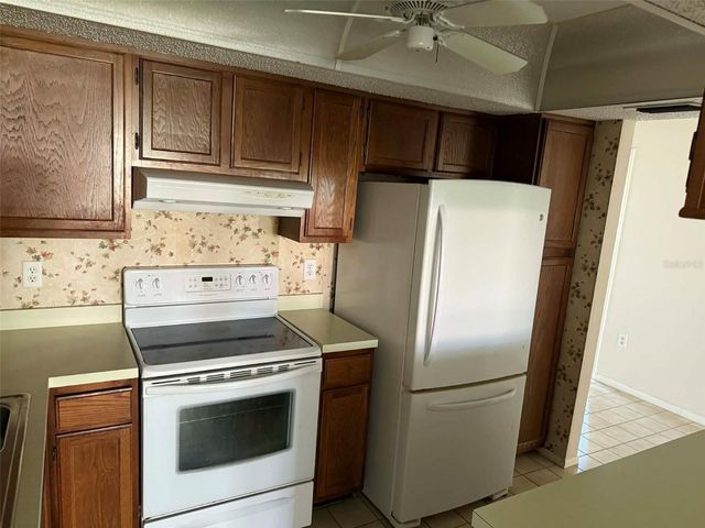 1211 CAPRI ISLES BOULEVARD 5, Venice, FL 34292