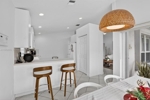 13262 NW 15th St, Pembroke Pines, FL 33028