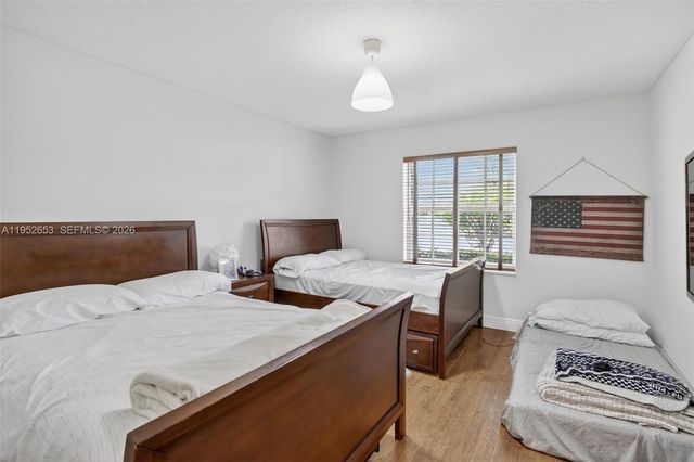 13262 NW 15th St, Pembroke Pines, FL 33028