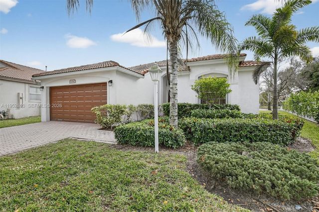 13262 NW 15th St, Pembroke Pines, FL 33028
