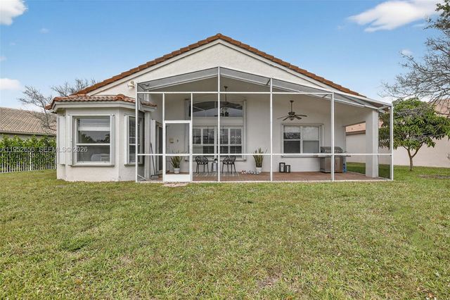 13262 NW 15th St, Pembroke Pines, FL 33028