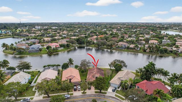 13262 NW 15th St, Pembroke Pines, FL 33028