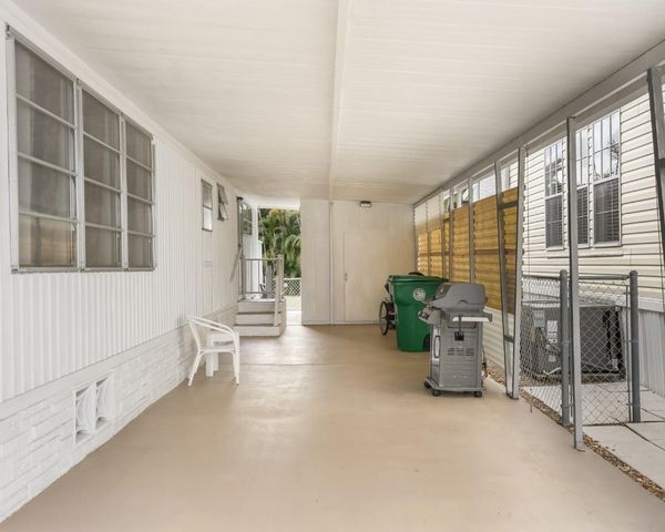 1921 SW 87th Terrace, Davie, FL 33324