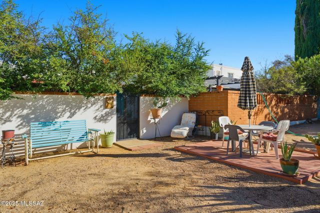 186 S Paseo Seco, Green Valley, AZ 85614