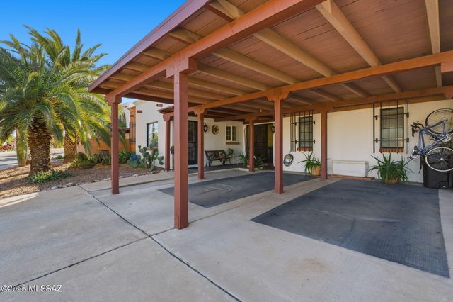 186 S Paseo Seco, Green Valley, AZ 85614