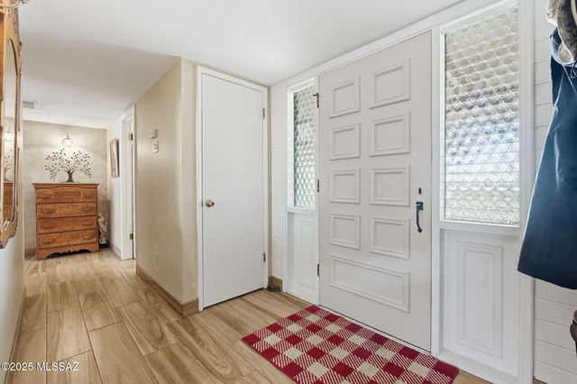 186 S Paseo Seco, Green Valley, AZ 85614