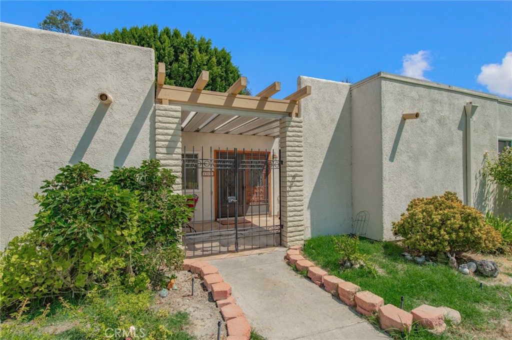 2363 Via Mariposa E C, Laguna Woods, CA 92637 — exterior