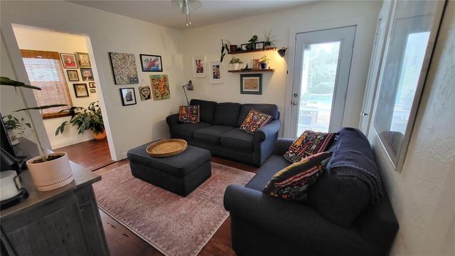 919 W WOODLAWN AVENUE, Tampa, FL 33603
