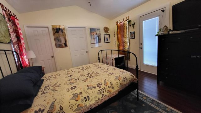 919 W WOODLAWN AVENUE, Tampa, FL 33603