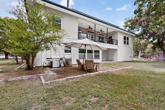 609 S LAKE CREEK DR, Round Rock, TX 78681