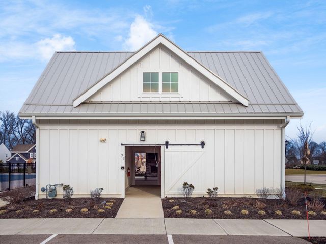 62 Chambers Bay Road, Commercial Point, OH 43116