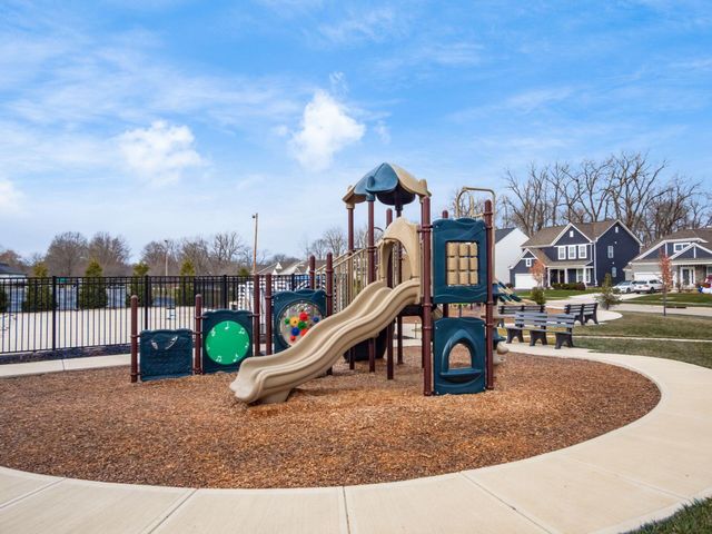 62 Chambers Bay Road, Commercial Point, OH 43116