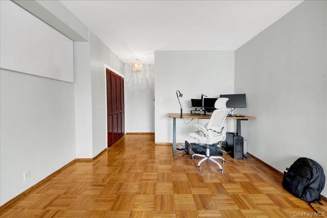 6 Fordham Hill Oval 6A, Bronx, NY 10468