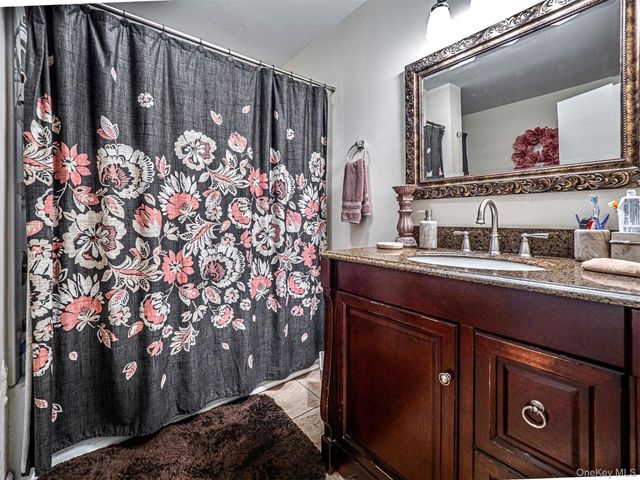 49 Interlochen Parkway, Monroe, NY 10950