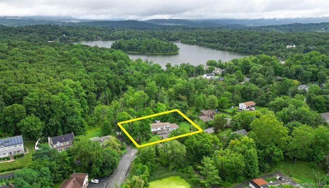 49 Interlochen Parkway, Monroe, NY 10950