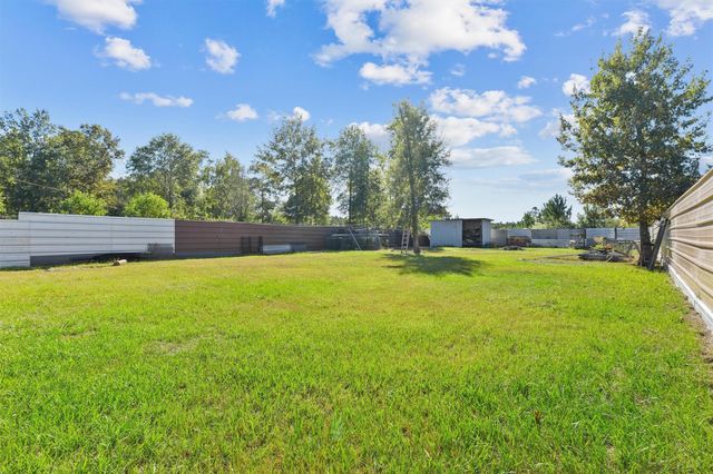 924 County Road 5021, Cleveland, TX 77327