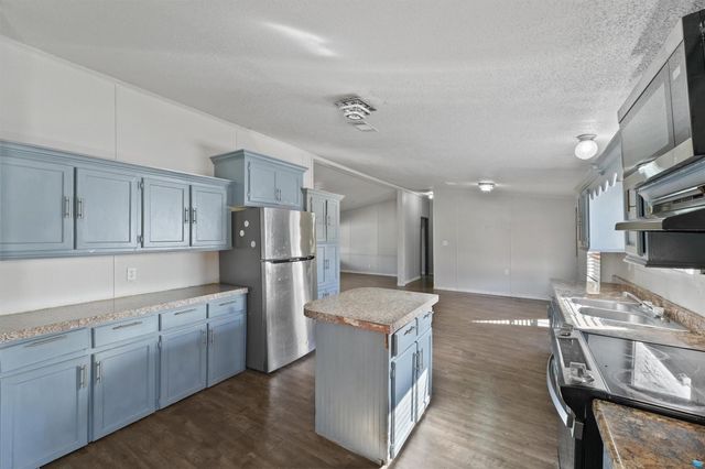 924 County Road 5021, Cleveland, TX 77327