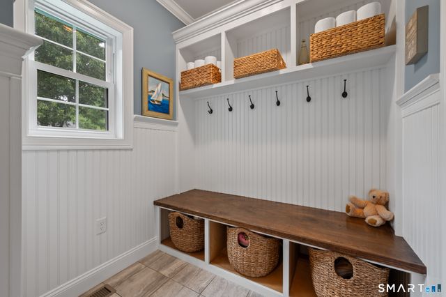 71 Abbey Road, Glastonbury, CT 06033